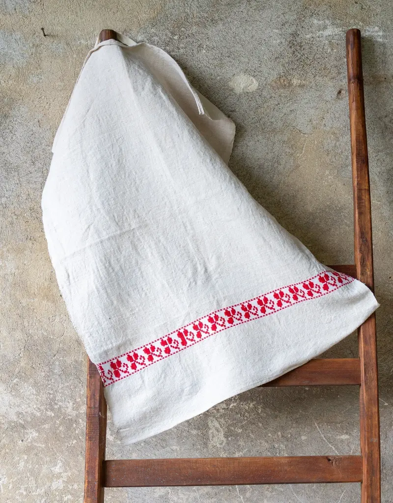 Antique Hungarian Hemp Towel – T148 1