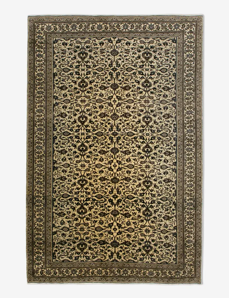 Classic Turkish Wool Rug No. 458 — 4'11" X 7'3" 1