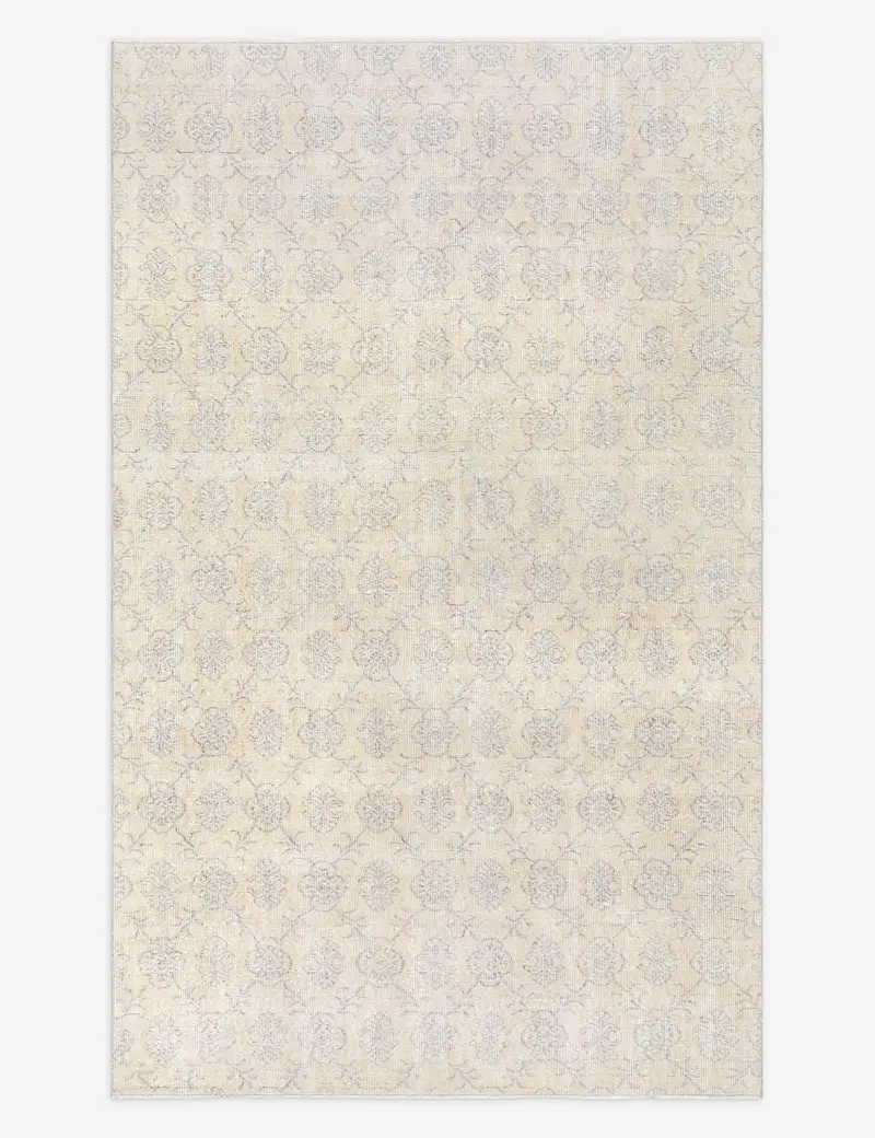 Curated Turkish Hand-Knotted Wool Rug, Vintage Aesthetic, 5'5" X 9' – No. 504 1