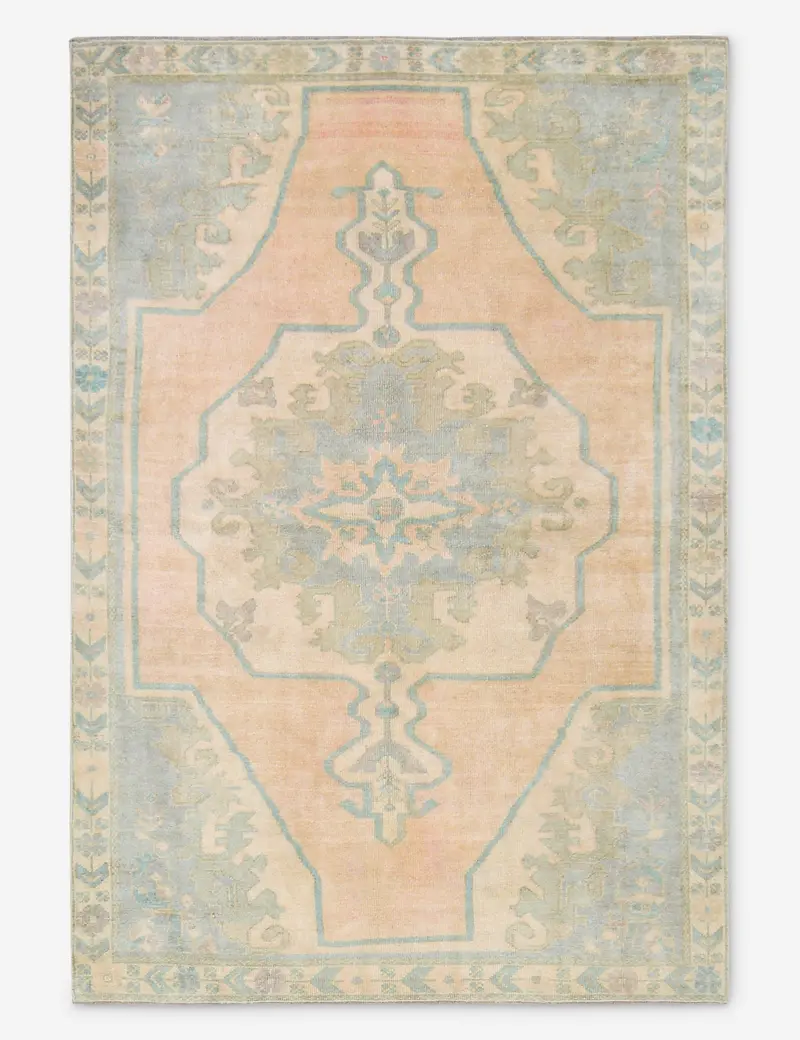 Distinctive Turkish Wool Rug, Vintage Hand-Knotted Motif, 5' X 7' 5" (No. 471) 1