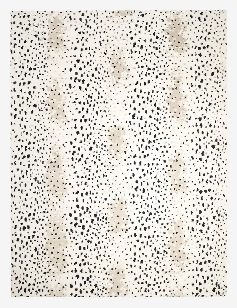 Esmarie Hand-Knotted Wool Area Rug 1
