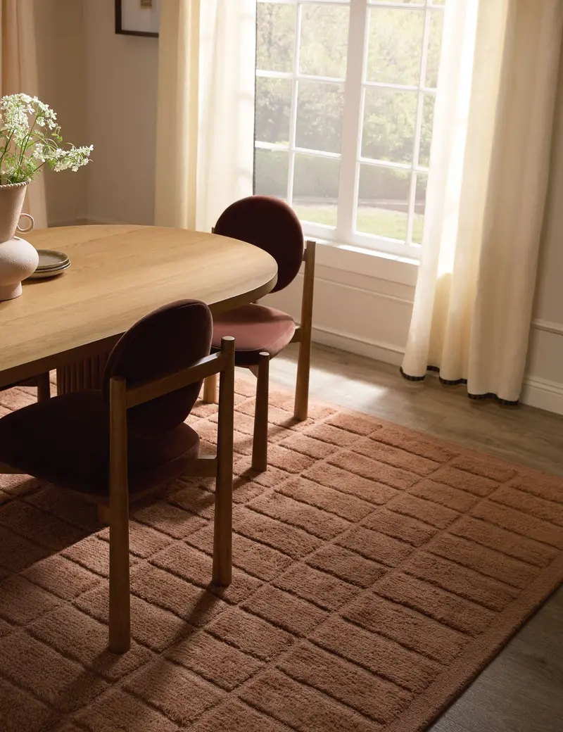 Geller Hand-Tufted Wool Area Rug 1