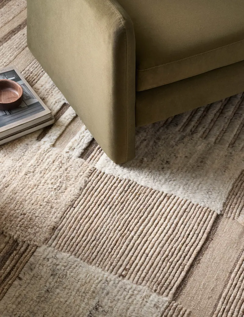 Halsa Contemporary Wool Rug – Hand-Knotted Design 1