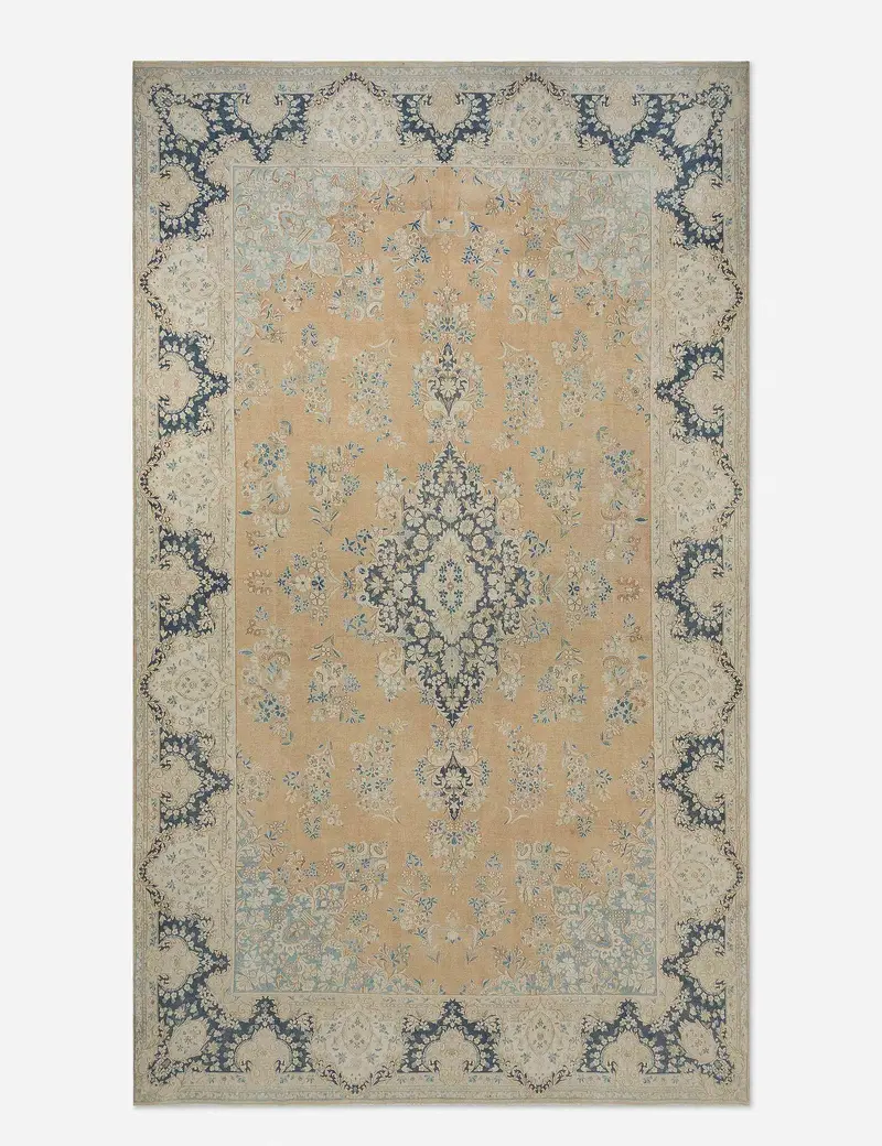 Large-Scale Vintage Turkish Rug No. 397 – Hand-Knotted Wool, 9'8" X 16' 1