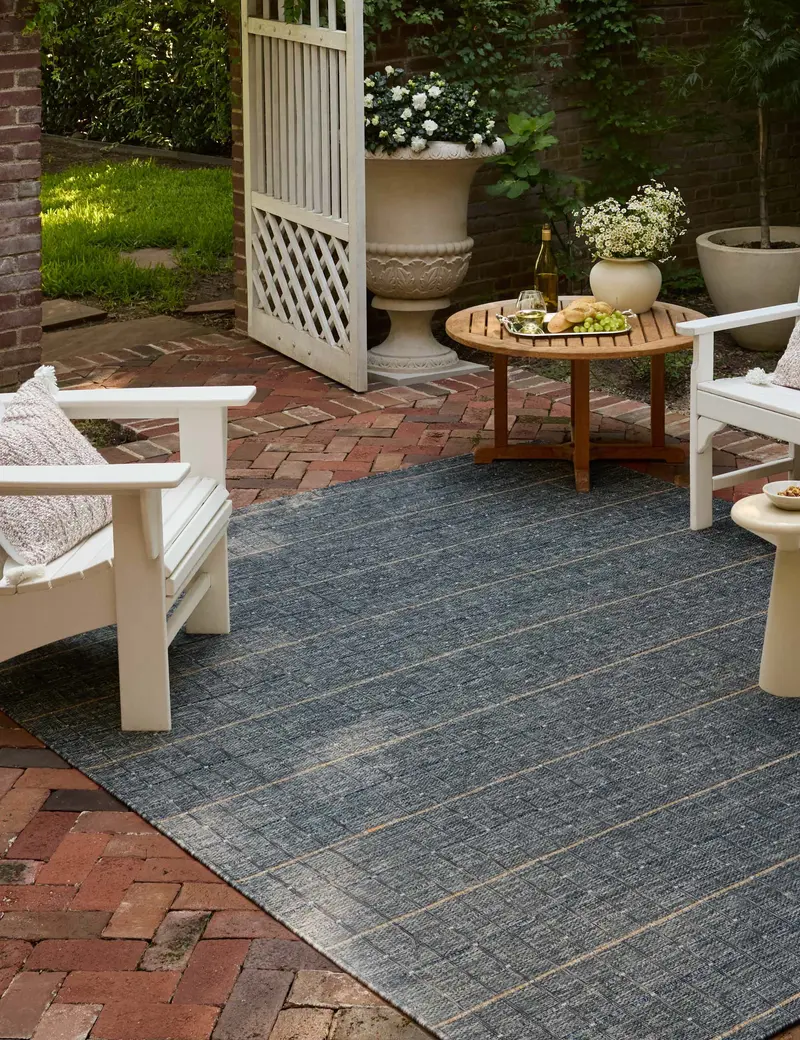 Maelle Woven Indoor/Outdoor Floor Rug 1