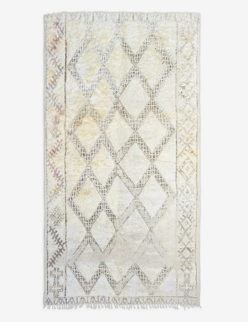 Refined Vintage Moroccan Area Rug – 5'5" X 9'8" (No. 79) 1