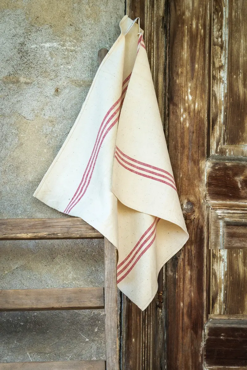 Soft Antique Cotton Towel – Handwoven Hungarian Tradition, T45 1