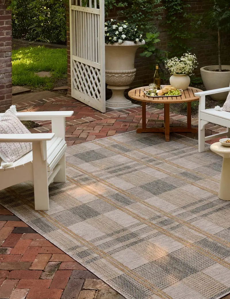 Stefano Durable Indoor/Outdoor Area Rug 1