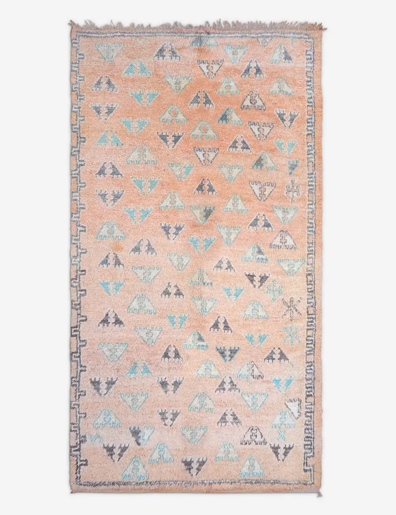Vintage Berber Rug – 5'9" X 10'5" (No. 109) 1
